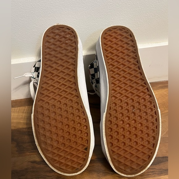 Vans Off The Wall Hi-tops - Picture 7 of 7